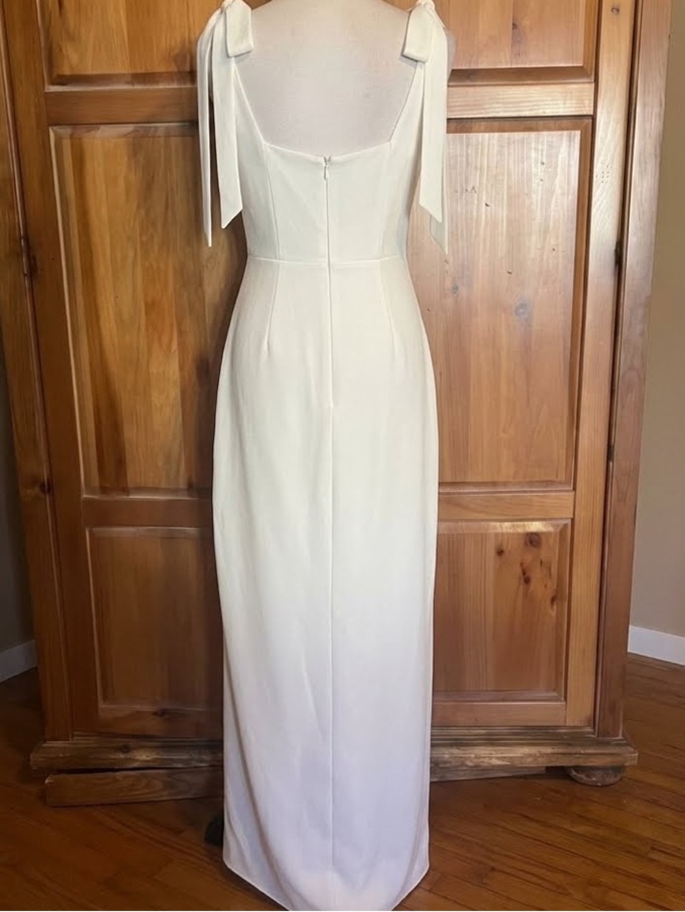 New Lulus  Sweetie Elegant White Bridal Gown with Bow-Strap Thigh Slit Sz Medium - Picture 6 of 13
